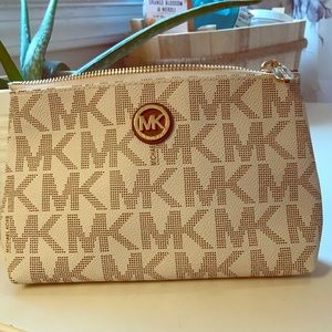Michael Kors “MK” makeup bag. Never used!